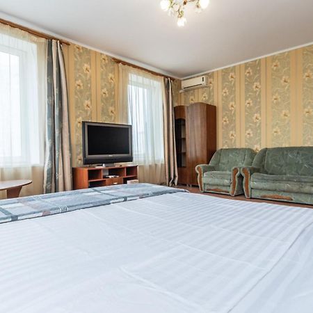 Комфортная Квартира На Метро Осокорки Kijów Zewnętrze zdjęcie